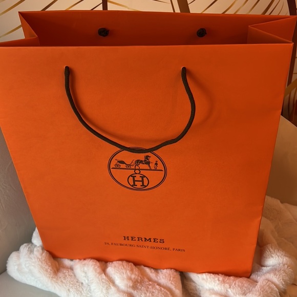 Hermes Empty Shopping Bag - Picture 2 of 5